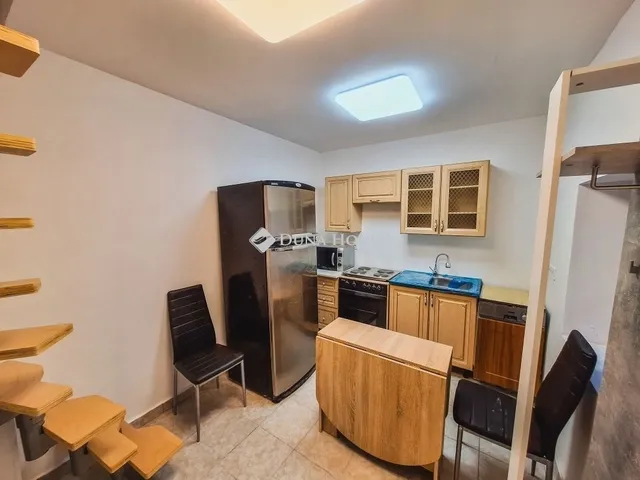 Eladó ház Vasad 300 nm