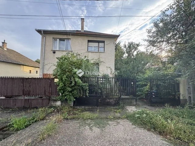 Eladó ház Budapest XVI. kerület 150 nm