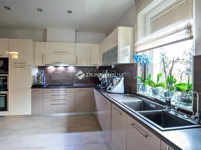 Eladó ház Gödöllő 131 nm