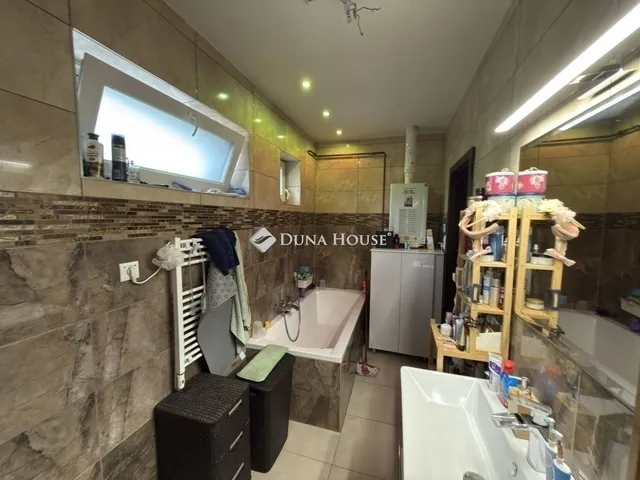 Eladó lakás Nagytarcsa 85 nm