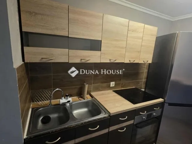 Eladó ház Nagykáta 71 nm