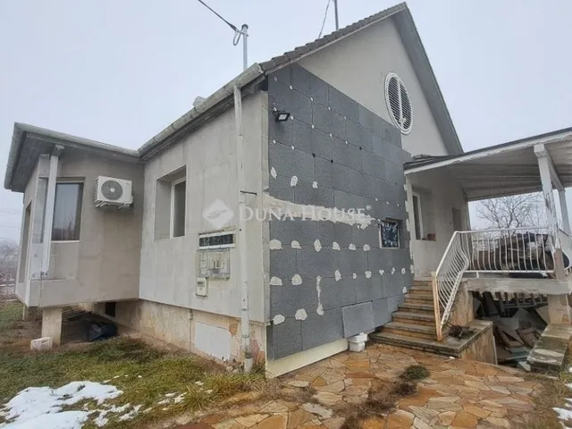 Eladó ház Tápiószecső 118 nm