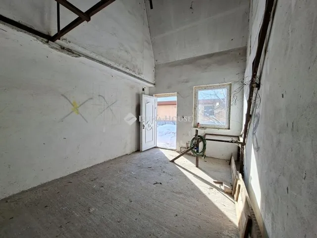 Eladó ház Tóalmás 338 nm