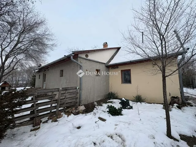 Eladó ház Nagykáta 72 nm