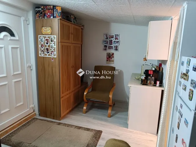 Eladó ház Úri 100 nm