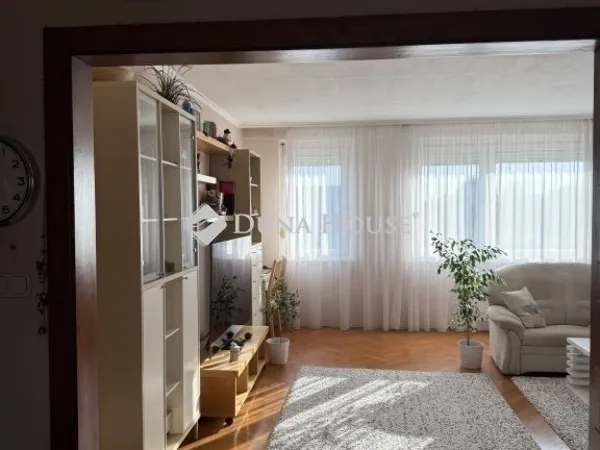 Eladó lakás Budapest XVI. kerület 80 nm