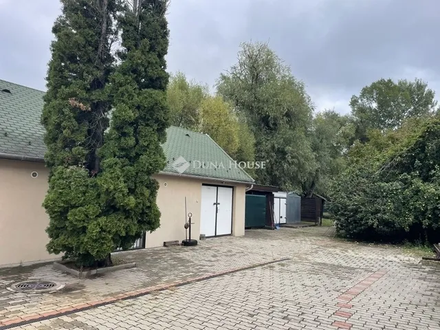 Eladó ház Veresegyház 201 nm