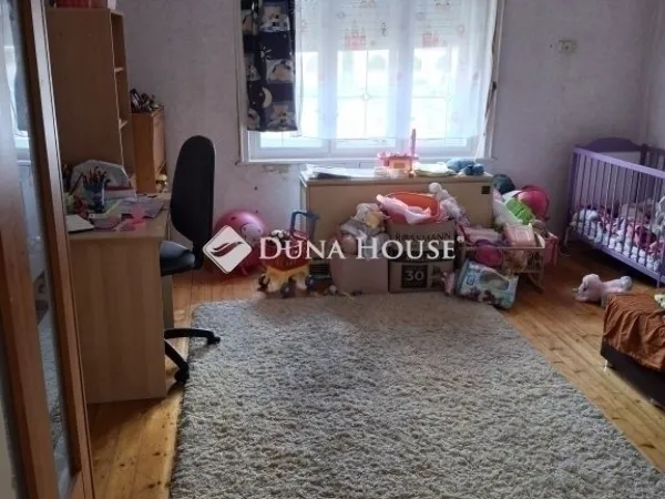 Eladó ház Tápiószecső 81 nm