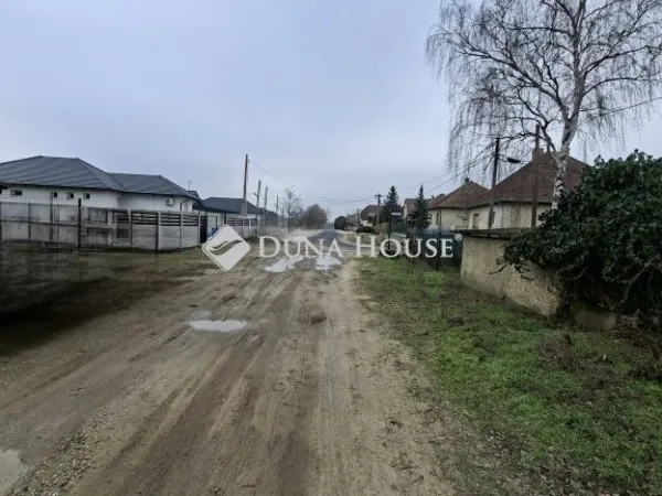 Eladó ház Sülysáp 120 nm