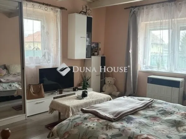 Eladó ház Tápióság 67 nm