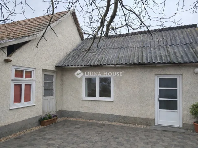 Eladó ház Tápiószecső 75 nm