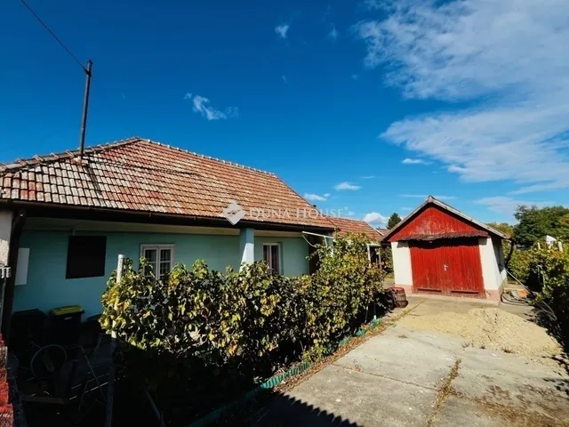 Eladó ház Tápiószecső 60 nm