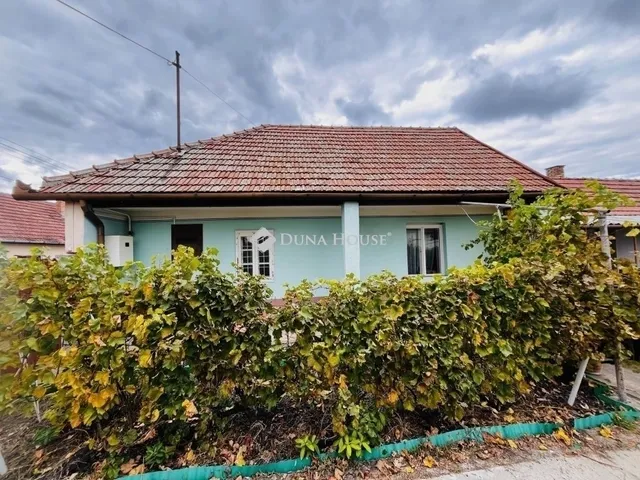 Eladó ház Tápiószecső 60 nm