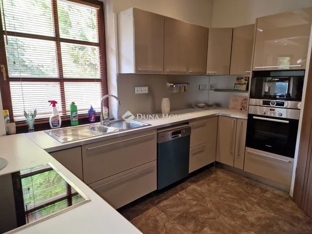 Eladó ház Gomba 167 nm