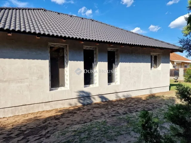 Eladó ház Szentmártonkáta 95 nm