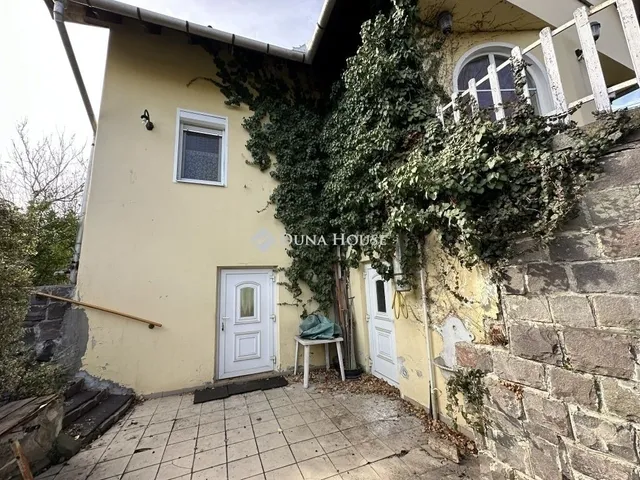 Eladó ház Sülysáp 349 nm
