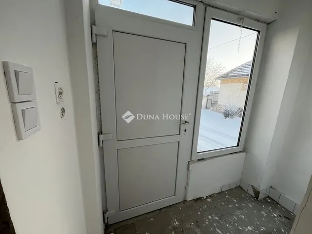 Eladó ház Tápiószecső 89 nm