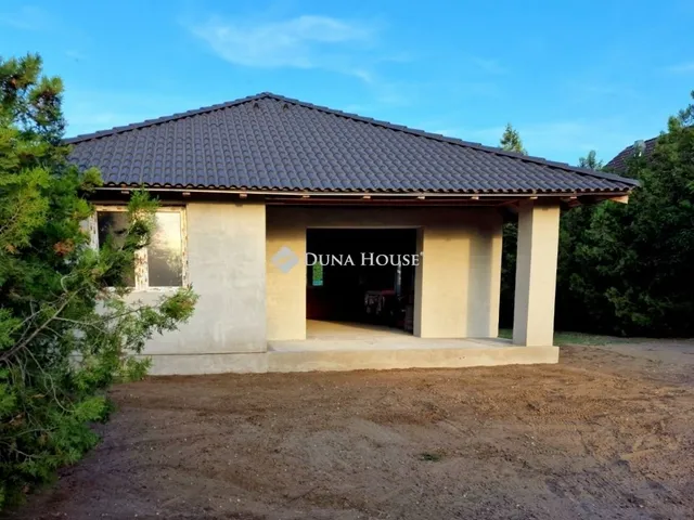 Eladó ház Szentmártonkáta 95 nm