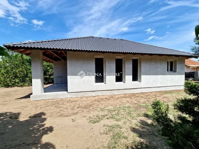 Eladó ház Szentmártonkáta 95 nm