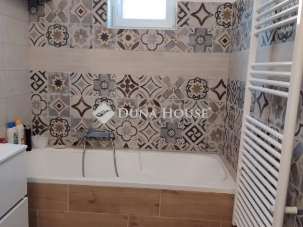 Eladó ház Budapest XVI. kerület 71 nm