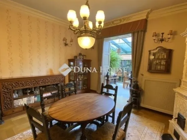 Eladó ház Budapest XVI. kerület 250 nm