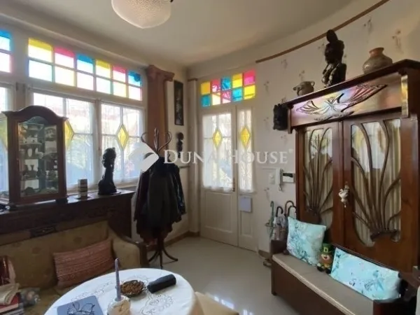 Eladó ház Budapest XVI. kerület 250 nm