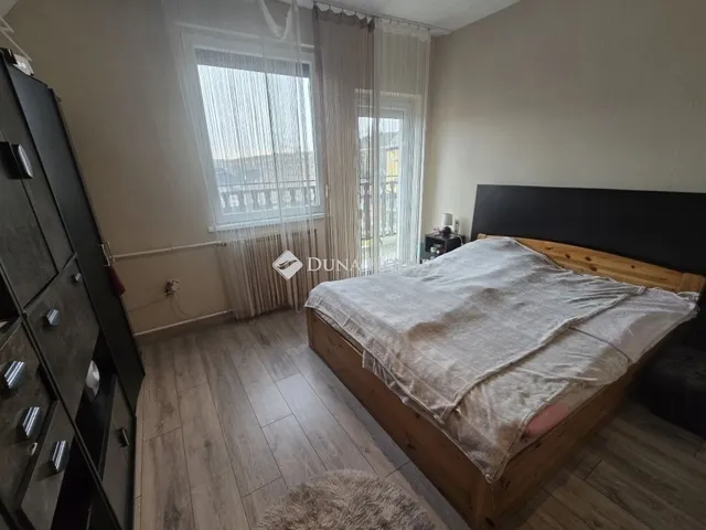 Eladó ház Pécel 172 nm