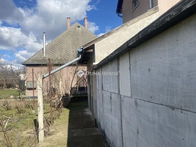 Eladó ház Monor 182 nm