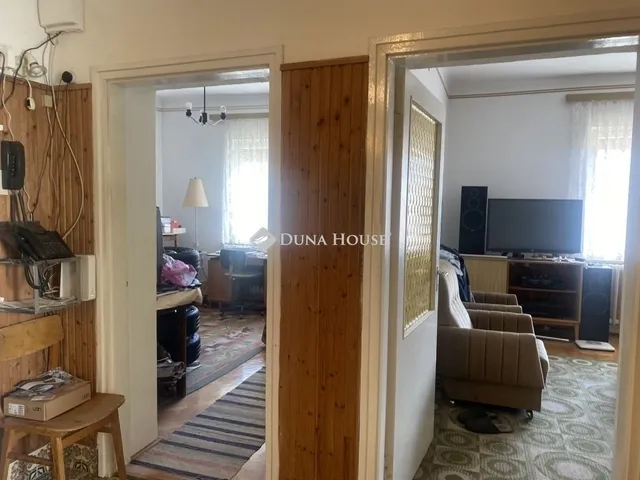 Eladó ház Monor 182 nm