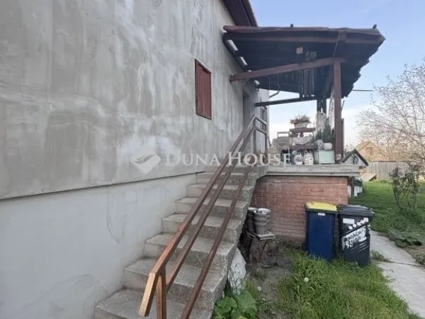 Eladó ház Tápiószecső 102 nm