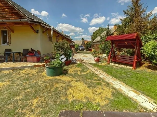 Eladó ház Mende 170 nm