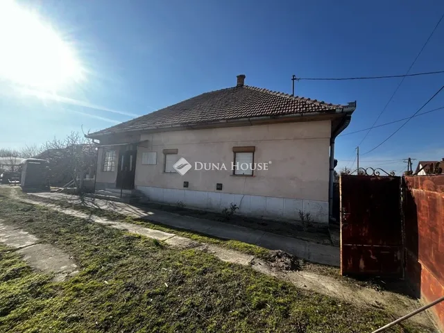 Eladó ház Jászfényszaru 168 nm