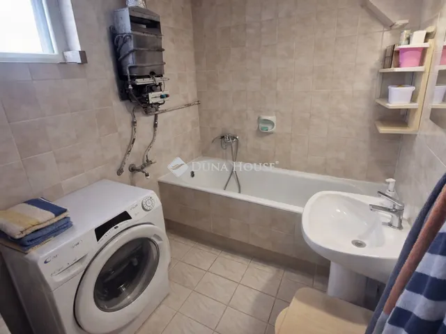 Eladó ház Tápiószentmárton 93 nm