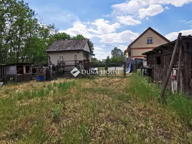 Eladó ház Tápiószentmárton 93 nm