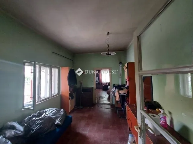 Eladó ház Monor 151 nm