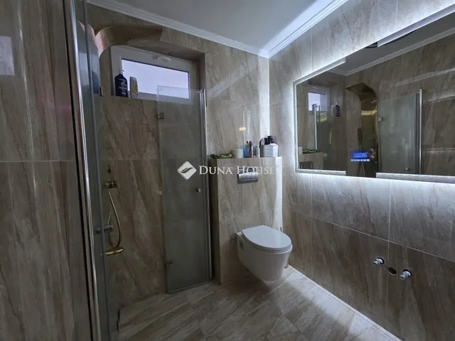 Eladó ház Gyömrő 160 nm