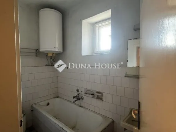 Eladó ház Jászfényszaru 168 nm