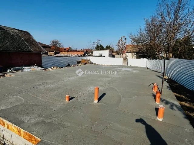 Eladó ház Monor 76 nm