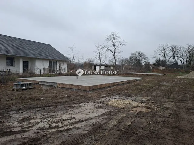 Eladó ház Kóka 93 nm