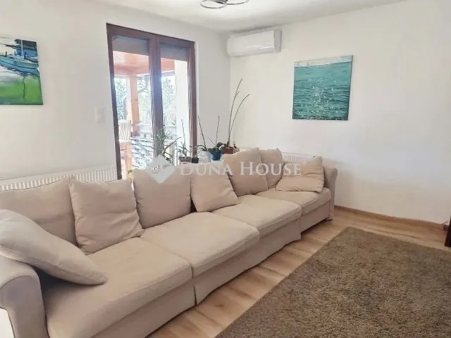 Eladó ház Veresegyház 266 nm