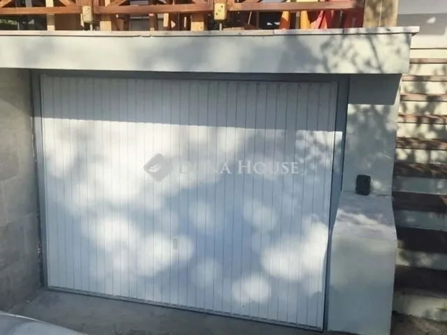 Eladó ház Veresegyház 266 nm