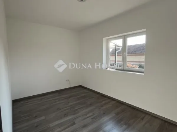 Eladó ház Tápiószentmárton 92 nm