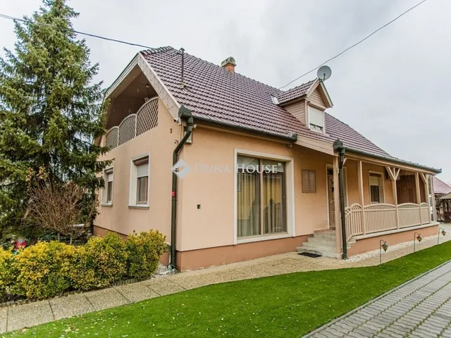 Eladó ház Jászberény 160 nm