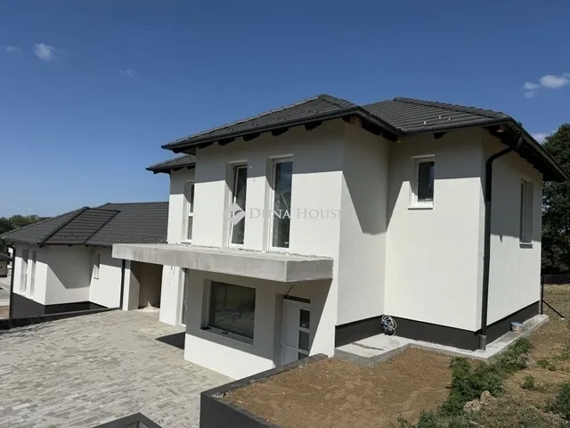 Eladó ház Gödöllő 150 nm