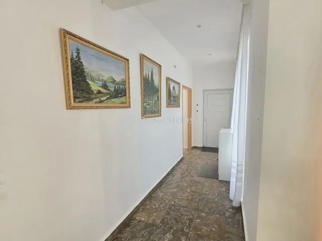 Eladó ház Nagytarcsa 325 nm