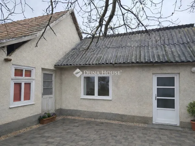 Eladó ház Tápiószecső 75 nm