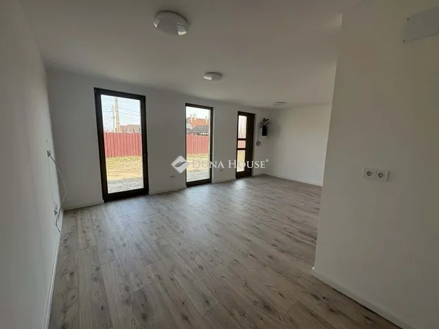 Eladó ház Tura 56 nm