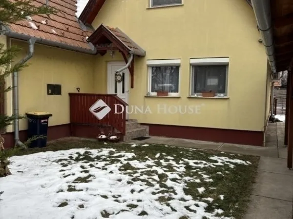 Eladó ház Üllő 87 nm