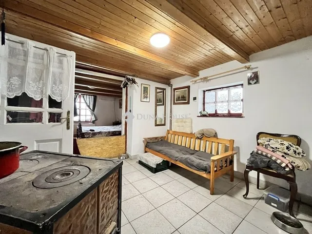 Eladó mezőgazdasági ingatlan Pilis 240 nm