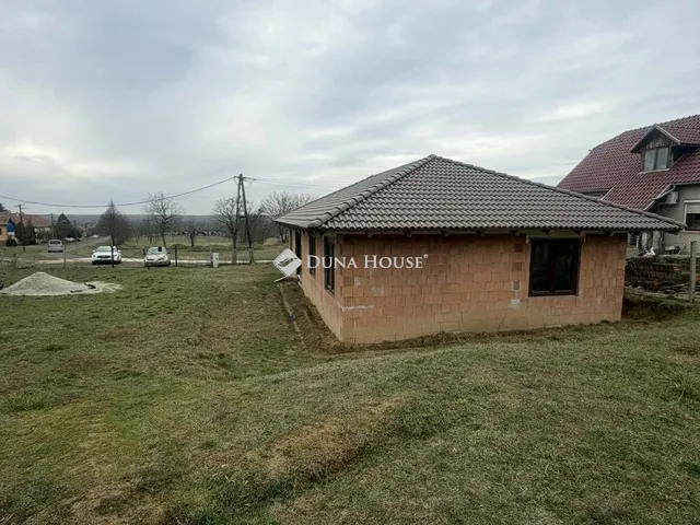 Eladó ház Ceglédbercel 102 nm